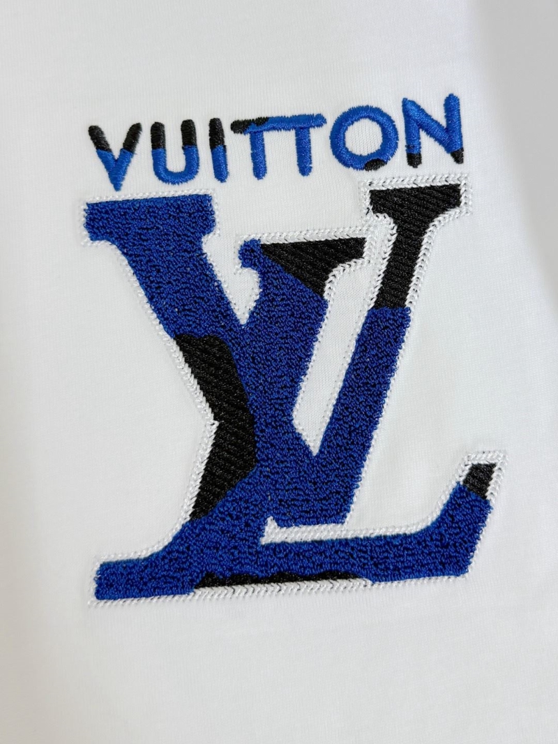 l0vis Vvtt0n t-shirt